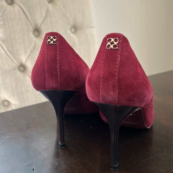 Coach pumps heels in burgundy suede - beautiful! - Picture 2 of 9